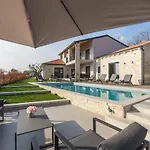Villa Harmony Mofardini