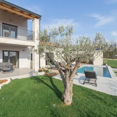 빌라 Harmony Mofardini