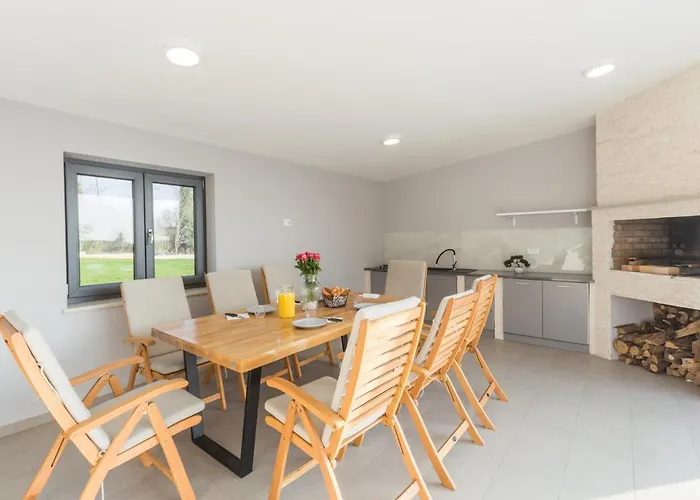 Vila Harmony Mofardini